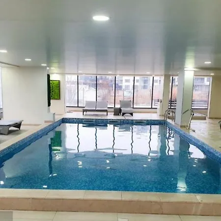 Seaview & Piscina Interioara Sauna Wet Gym Lägenhet Năvodari