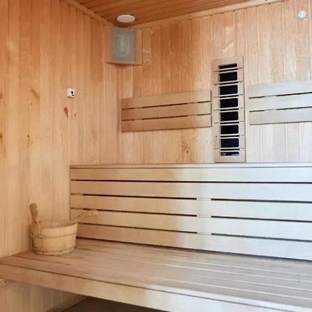 Lägenhet Seaview & Piscina Interioara Sauna Wet Gym *