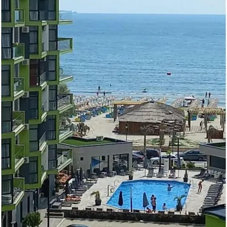 Seaview & Piscina Interioara Sauna Wet Gym Lägenhet
