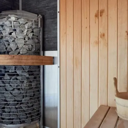 Seaview & Piscina Interioara Sauna Wet Gym * Navodari